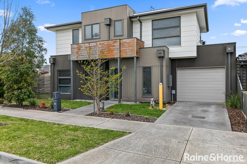 123 Arena Avenue, Roxburgh Park VIC 3064