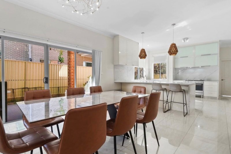 Photo - 123 Bachell Avenue, Lidcombe NSW 2141 - Image 6