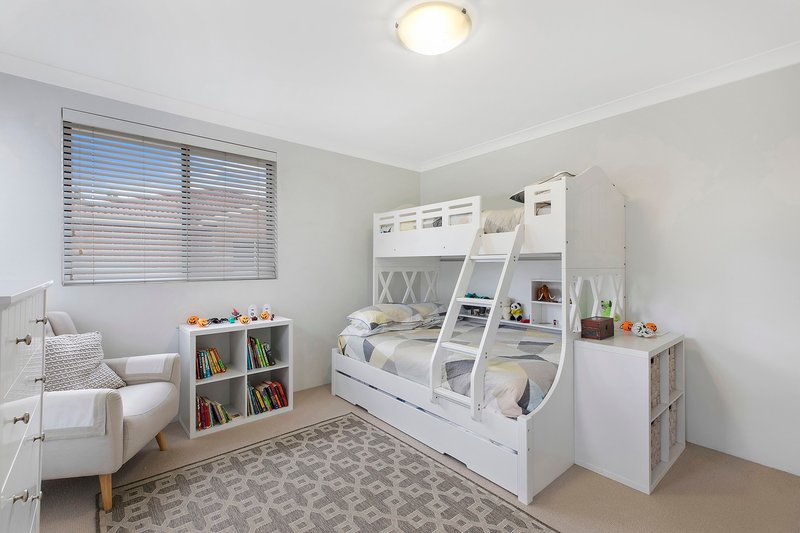 Photo - 1/23 Barnhill Road, Terrigal NSW 2260 - Image 11