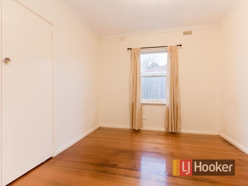 Photo - 1/23 Bride Avenue, Hampton Park VIC 3976 - Image 7