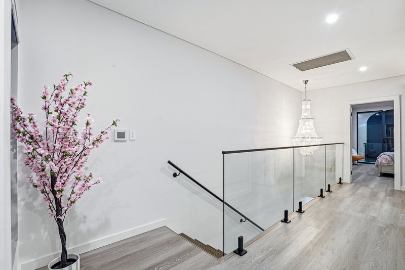 Photo - 123 Camden Street, Fairfield Heights NSW 2165 - Image 2