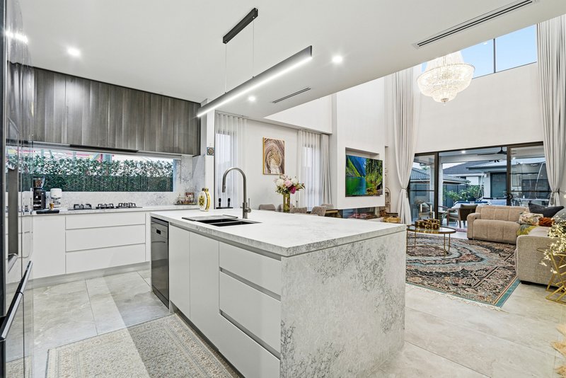 Photo - 123 Camden Street, Fairfield Heights NSW 2165 - Image 8