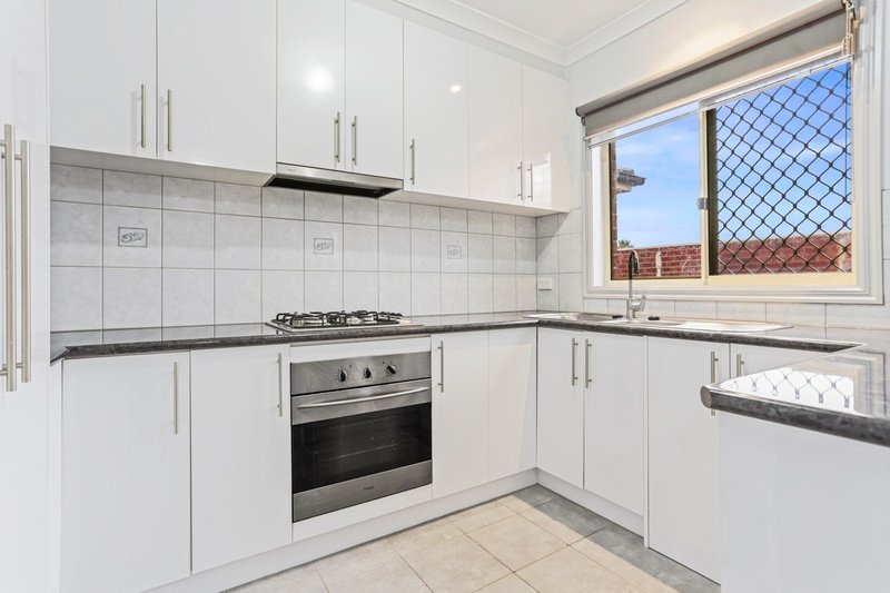 Photo - 1/23 Camellia Avenue, Noble Park VIC 3174 - Image 2