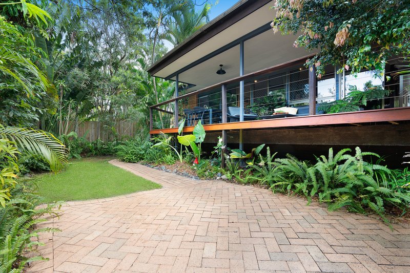 Photo - 123 Cooyar Street, Noosa Heads QLD 4567 - Image 4
