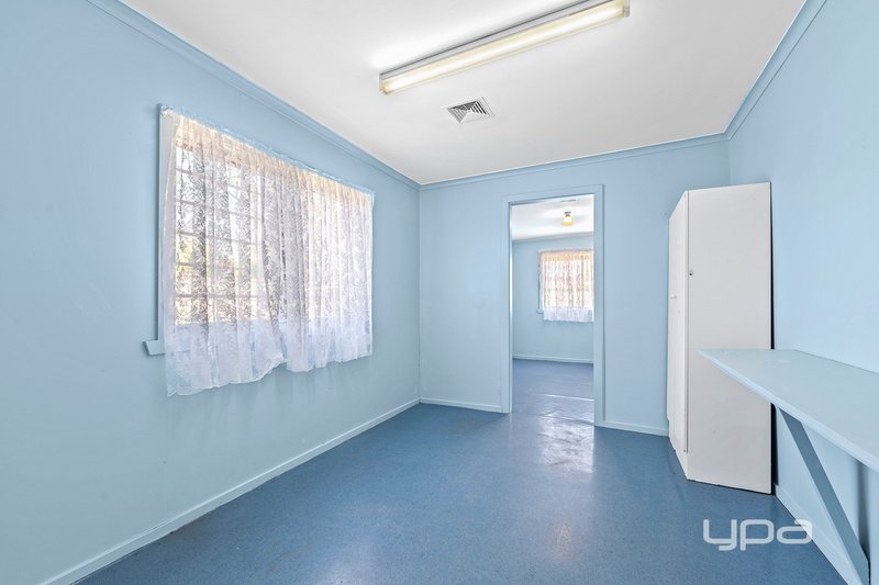 Photo - 123 Cornwall Road, Sunshine VIC 3020 - Image 6