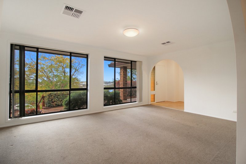 Photo - 123 Derribong Drive, Cordeaux Heights NSW 2526 - Image 5