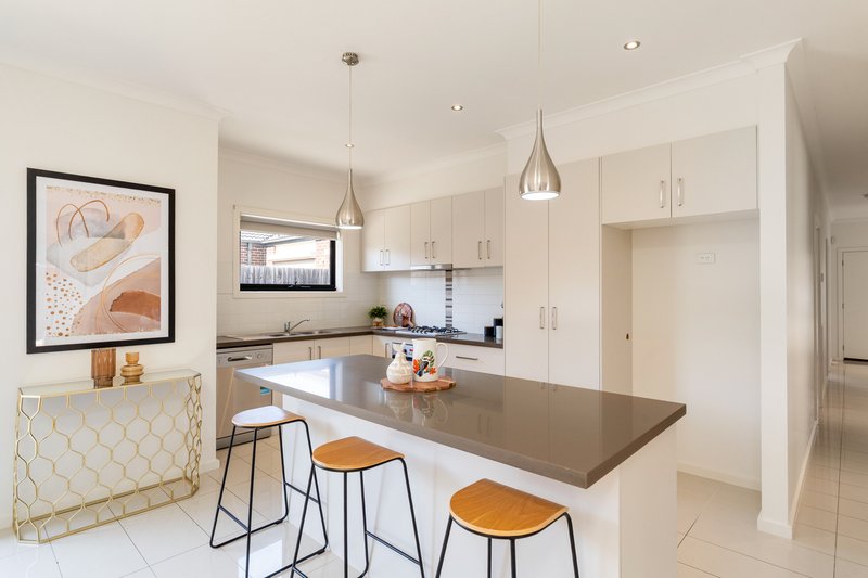 Photo - 1/23 Edith Street, Epping VIC 3076 - Image 13