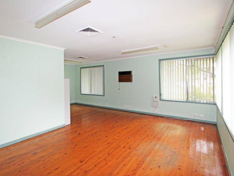 Photo - 123 Evan Street, South Penrith NSW 2750 - Image 2