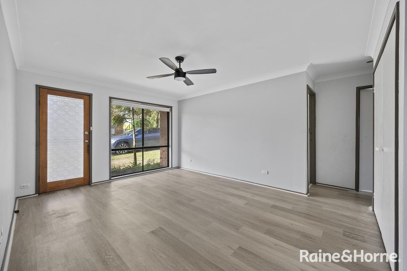 Photo - 12/3 First Avenue, Macquarie Fields NSW 2564 - Image 2