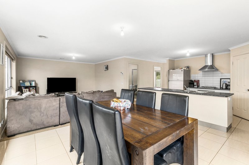 Photo - 1/23 Flinders Avenue, Lara VIC 3212 - Image 3