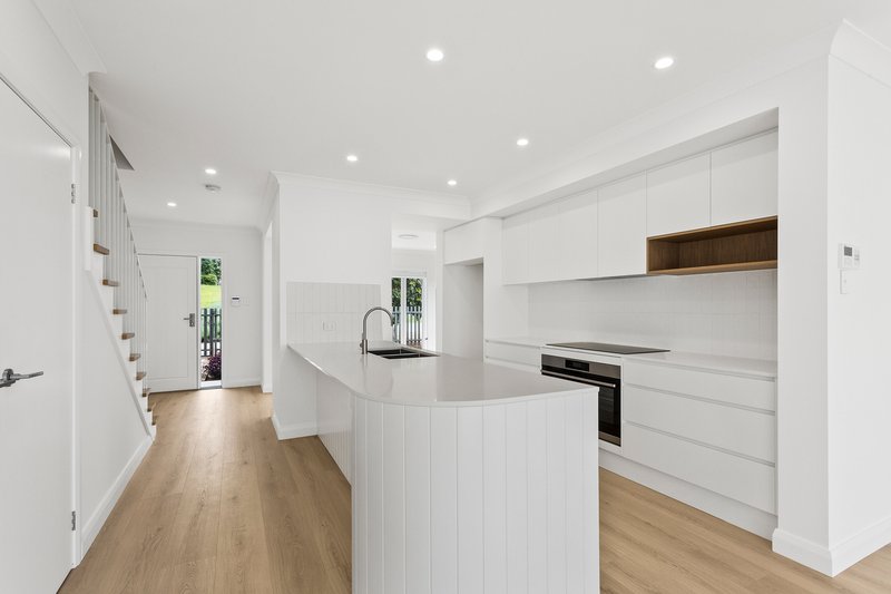 Photo - 1/23 Ganya Street, Calderwood NSW 2527 - Image 1
