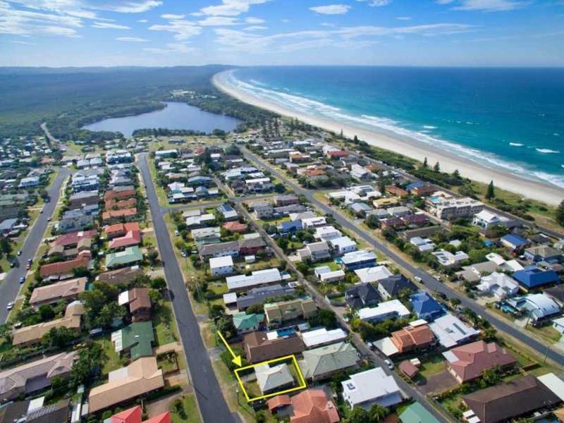 Photo - 1/23 Gibbon Street, Lennox Head NSW 2478 - Image