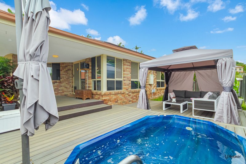 Photo - 1/23 Grassmere Court, Banora Point NSW 2486 - Image 3