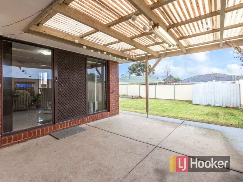 Photo - 123 Hallam Road, Hampton Park VIC 3976 - Image 12