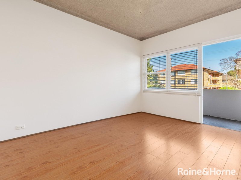 Photo - 1/23 Harris Street, Harris Park NSW 2150 - Image 4