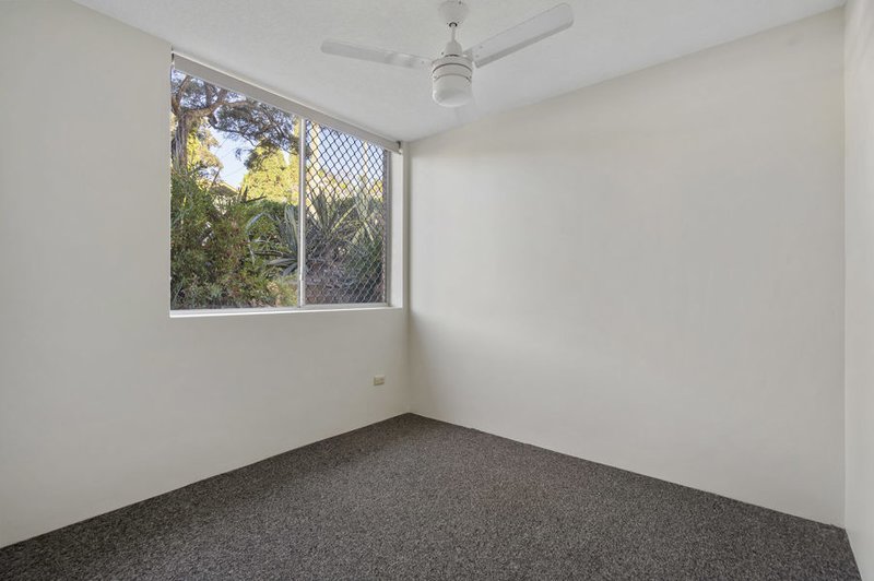 Photo - 1/23 Holland St , Greenslopes QLD 4120 - Image 8