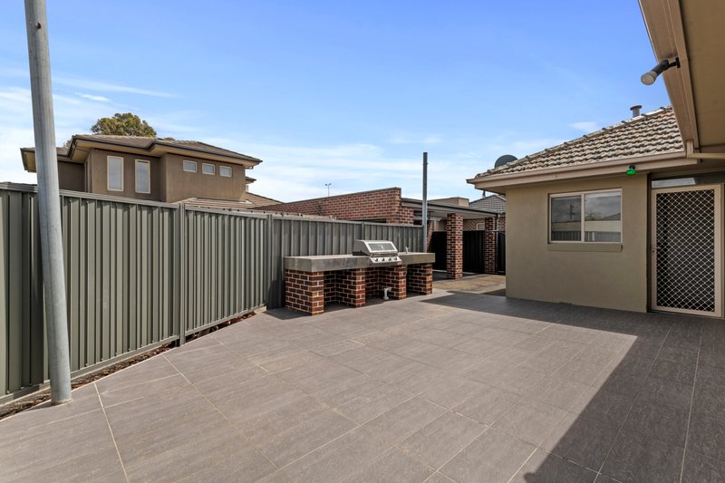 Photo - 1/23 Invermay Street, Reservoir VIC 3073 - Image 10