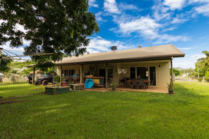 Photo - 1/23 Kanthin Road, Nanum QLD 4874 - Image 9