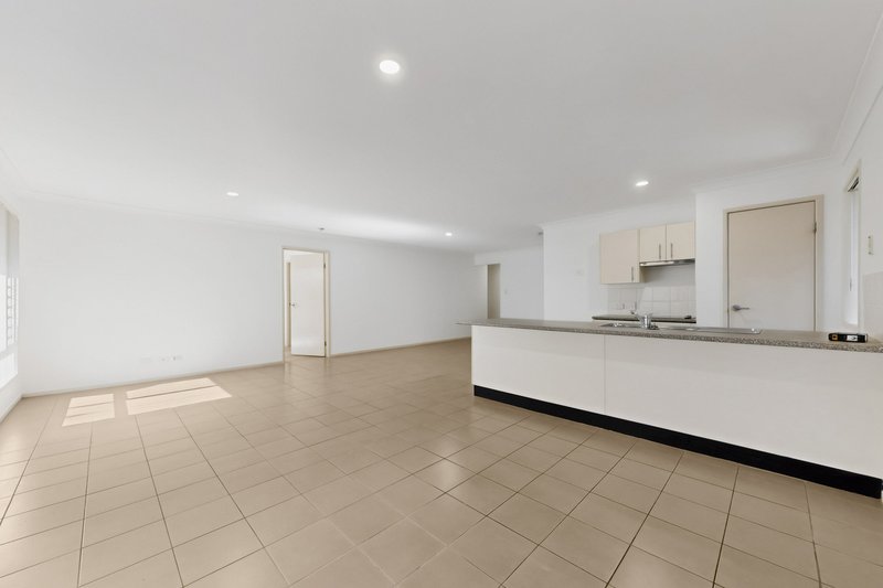 Photo - 123 Mcginn Road, Ferny Grove QLD 4055 - Image 3