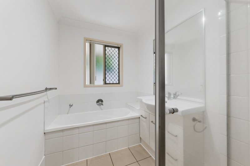 Photo - 123 Mcginn Road, Ferny Grove QLD 4055 - Image 12