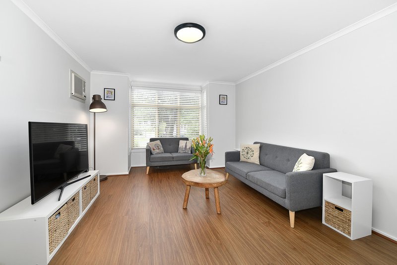 Photo - 123 Moore Street, Coburg VIC 3058 - Image 2