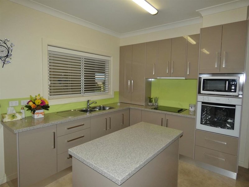 Photo - 123 Nelson Street, Nhill VIC 3418 - Image 2