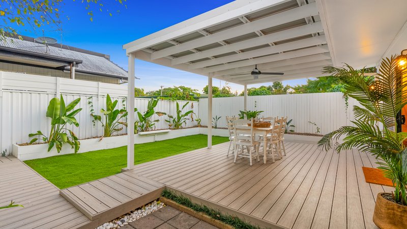 Photo - 123 Oleander Street, Holloways Beach QLD 4878 - Image 14