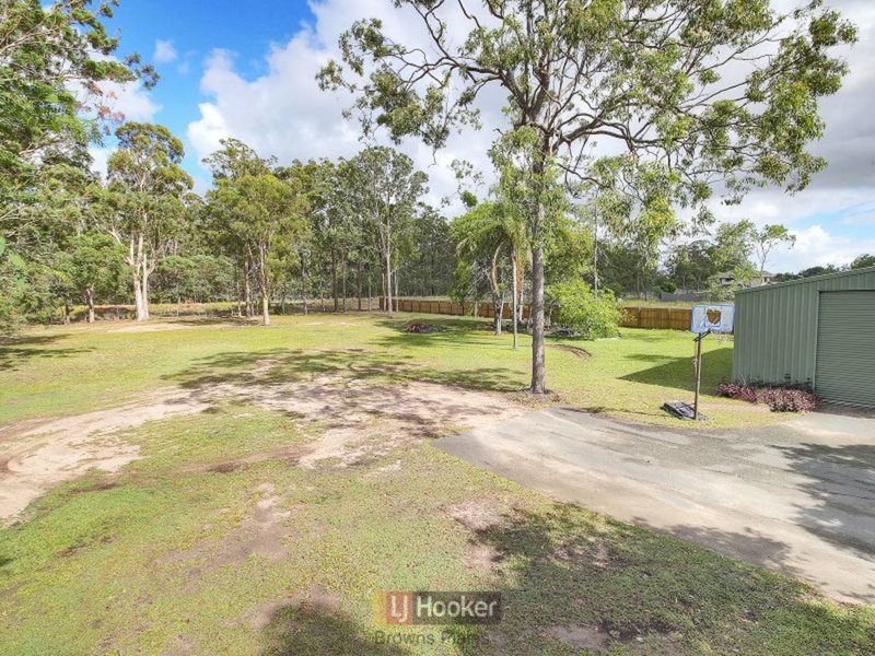 Photo - 123 Peverell Street, Hillcrest QLD 4118 - Image 6