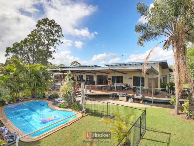 Photo - 123 Peverell Street, Hillcrest QLD 4118 - Image 10