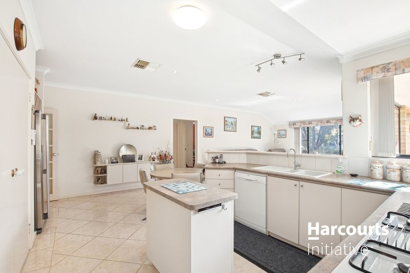 Photo - 123 Ponte Vecchio Boulevard, Ellenbrook WA 6069 - Image 14