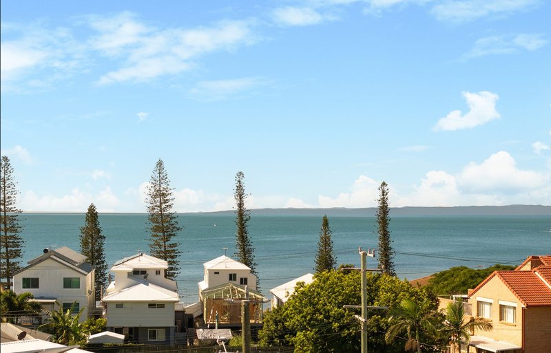 Photo - 123 Prince Edward Parade, Scarborough QLD 4020 - Image 15