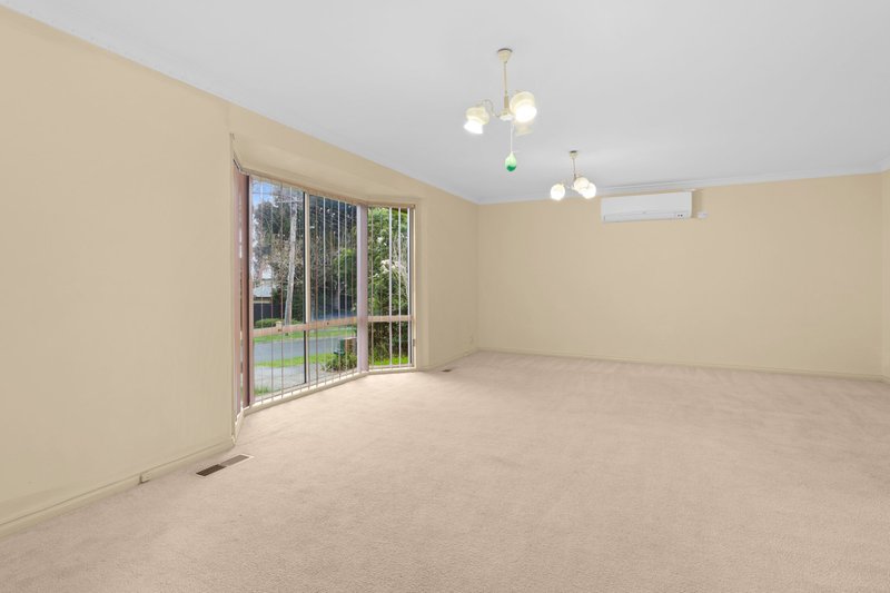 Photo - 1/23 Roberts Street, Glen Waverley VIC 3150 - Image 4