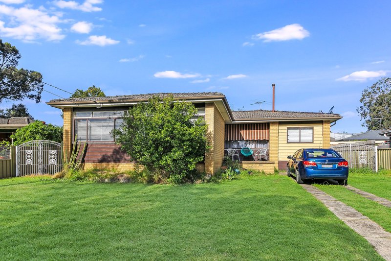 Photo - 123 Robertson Road, Bass Hill NSW 2197 - Image 2