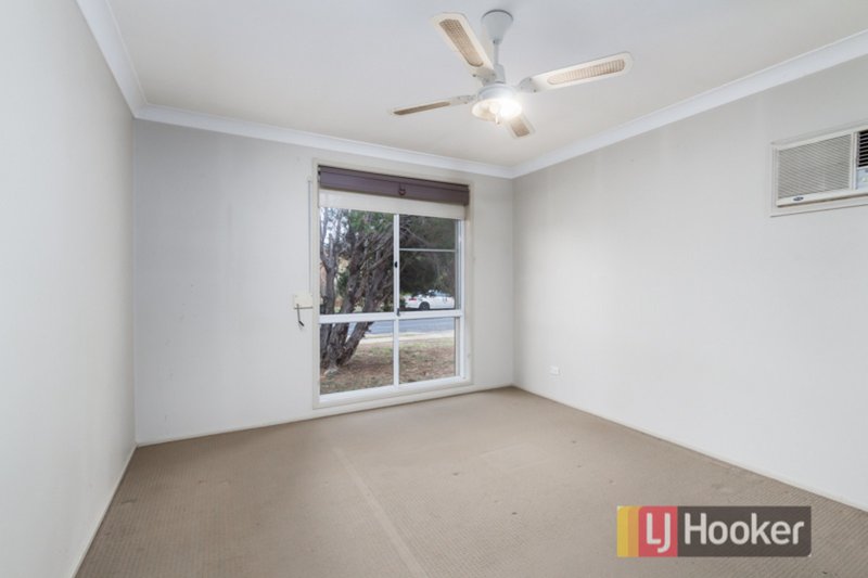 Photo - 123 Southee Circuit, Oakhurst NSW 2761 - Image 6