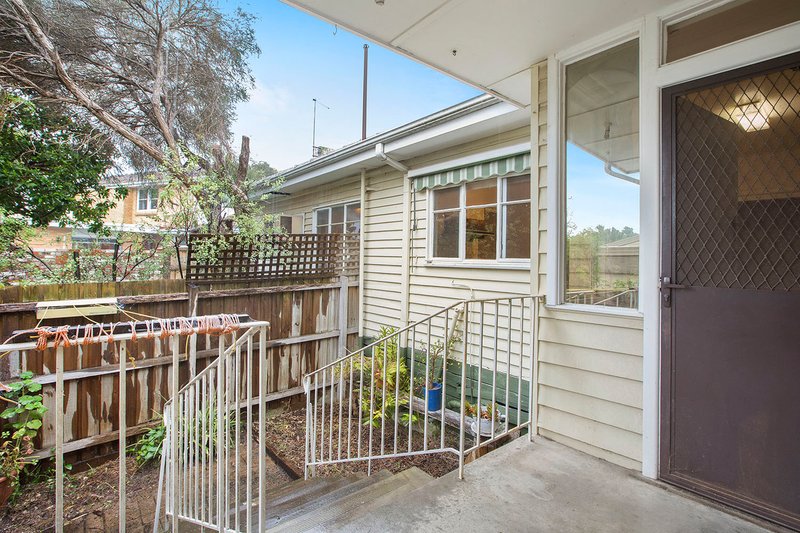 Photo - 1/23 Tulip Grove, Cheltenham VIC 3192 - Image 4