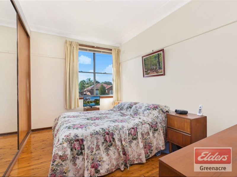 Photo - 123 Wilbur Street, Greenacre NSW 2190 - Image 5