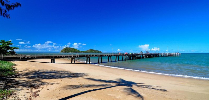 Photo - 123 Williams Esplanade, Palm Cove QLD 4879 - Image 2