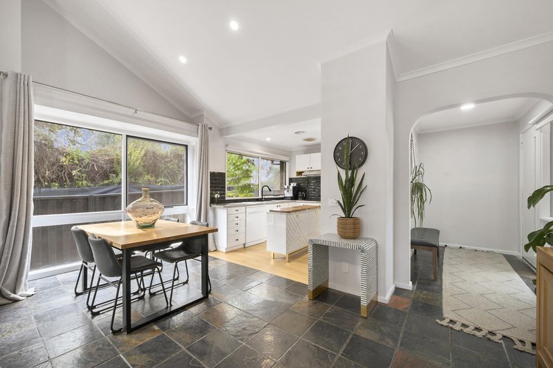 Photo - 1/23 Wrenfordsley Place, Latham ACT 2615 - Image 3