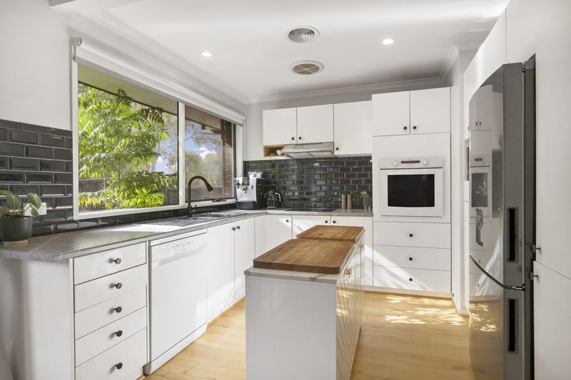 Photo - 1/23 Wrenfordsley Place, Latham ACT 2615 - Image 4
