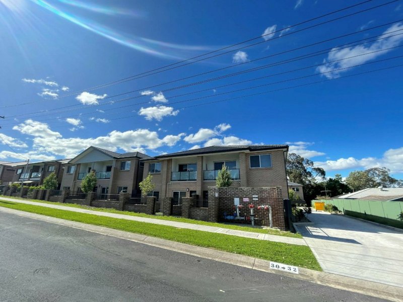 Photo - 12/30-32 Third Avenue, Macquarie Fields NSW 2564 - Image 1
