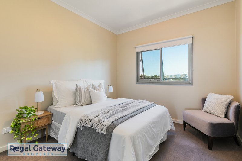 Photo - 12/30 Malata Crescent, Success WA 6164 - Image 4