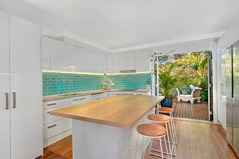 Photo - 12/30a The Crescent, Dee Why NSW 2099 - Image 2