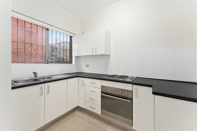 Photo - 12/31-33 Villiers Street, Rockdale NSW 2216 - Image 4