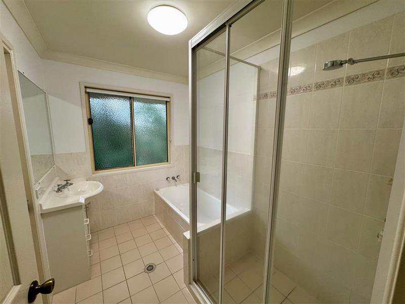Photo - 12/31 Leviathan Drive, Mudgeeraba QLD 4213 - Image 10