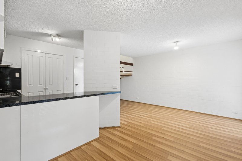 Photo - 12/311 Harborne Street, Glendalough WA 6016 - Image 9