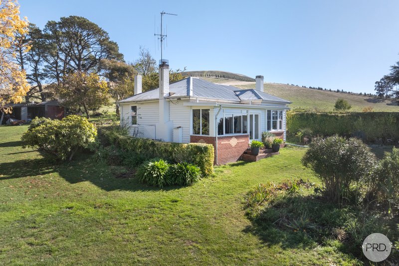 Photo - 1/232 Forest Hill Road, Newlyn VIC 3364 - Image 4