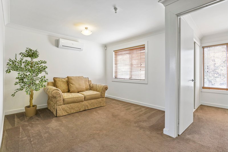 Photo - 12/32 Stud Road, Dandenong VIC 3175 - Image 4