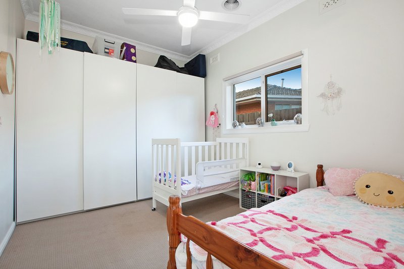 Photo - 1/233 Gilbert Road, Preston VIC 3072 - Image 8