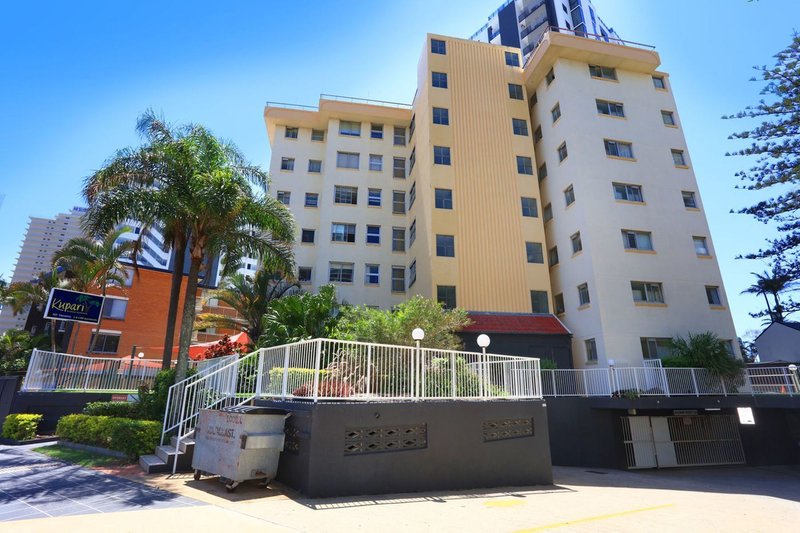 Photo - 12/3303 Surfers Paradise Boulevard, Surfers Paradise QLD 4217 - Image 12