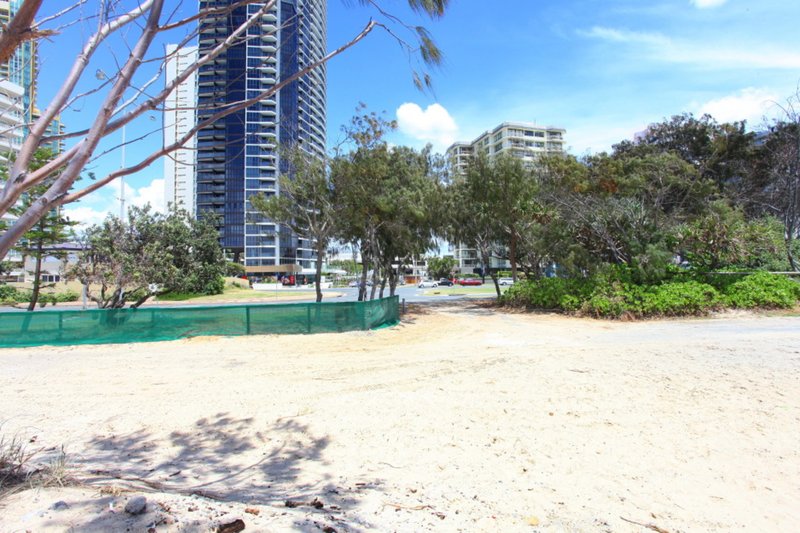 Photo - 12/3355 Surfers Paradise Boulevard, Surfers Paradise QLD 4217 - Image 21